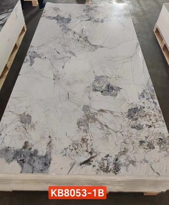 室内壁の装飾のための人気色UV大理石シート 簡単に設置できる大理石シート