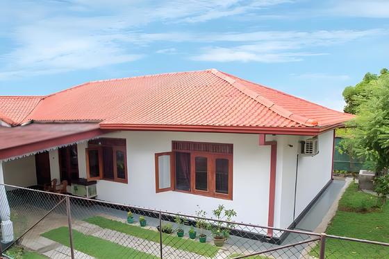 1050mm幅プラスチック波型屋根 ASA PVC屋根瓦 UV耐性 UPVC屋根シート